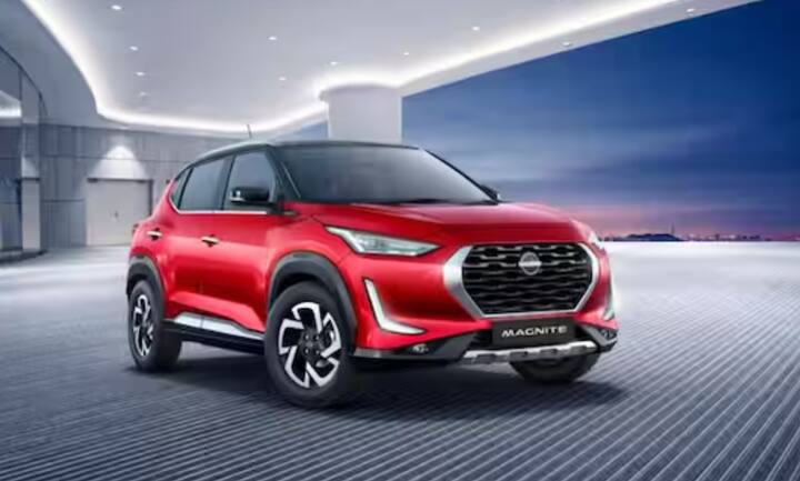 ਇਸ ਸੂਚੀ 'ਚ ਦੂਜੇ ਨੰਬਰ 'ਤੇ Nissan Magnite ਹੈ, ਜਿਸ ਨੂੰ ਤੁਸੀਂ ਸਿਰਫ 5.59 ਲੱਖ ਰੁਪਏ ਦੀ ਸ਼ੁਰੂਆਤੀ ਕੀਮਤ 'ਤੇ ਘਰ ਲਿਆ ਸਕਦੇ ਹੋ। ਜੋ ਕਿ ਇਸਦੇ ਟਾਪ ਵੇਰੀਐਂਟ ਲਈ ਐਕਸ-ਸ਼ੋਰੂਮ 10 ਲੱਖ ਰੁਪਏ ਤੱਕ ਜਾਂਦੀ ਹੈ। ਇਸ ਨੂੰ 336 ਲੀਟਰ ਦੀ ਬੂਟ ਸਪੇਸ ਨਾਲ ਖਰੀਦਿਆ ਜਾ ਸਕਦਾ ਹੈ।