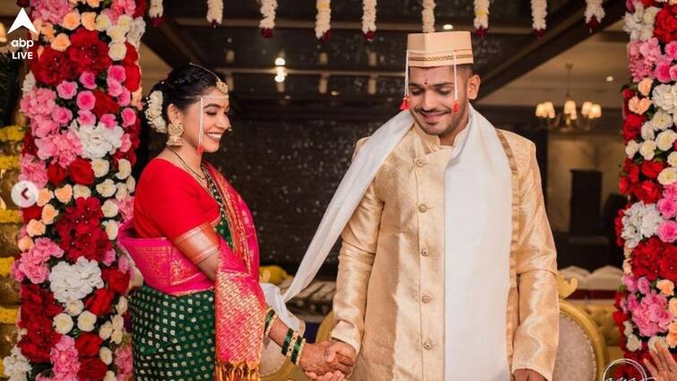 IPL Chennai Super Kings bowler Tushar Deshpande Gets Married with Nabha Gaddamwar know details Tushar Deshpande Wedding: বিয়ে সারলেন চেন্নাই সুপার কিংসে ধোনির সতীর্থ, পাত্রী কে জানেন?