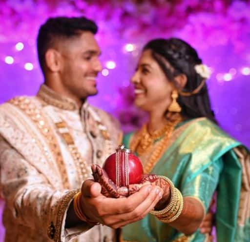 27 வயதான இவர் நேற்று நாபா கட்டம்வார் என்பவரை திருமணம் செய்து கொண்டார்.