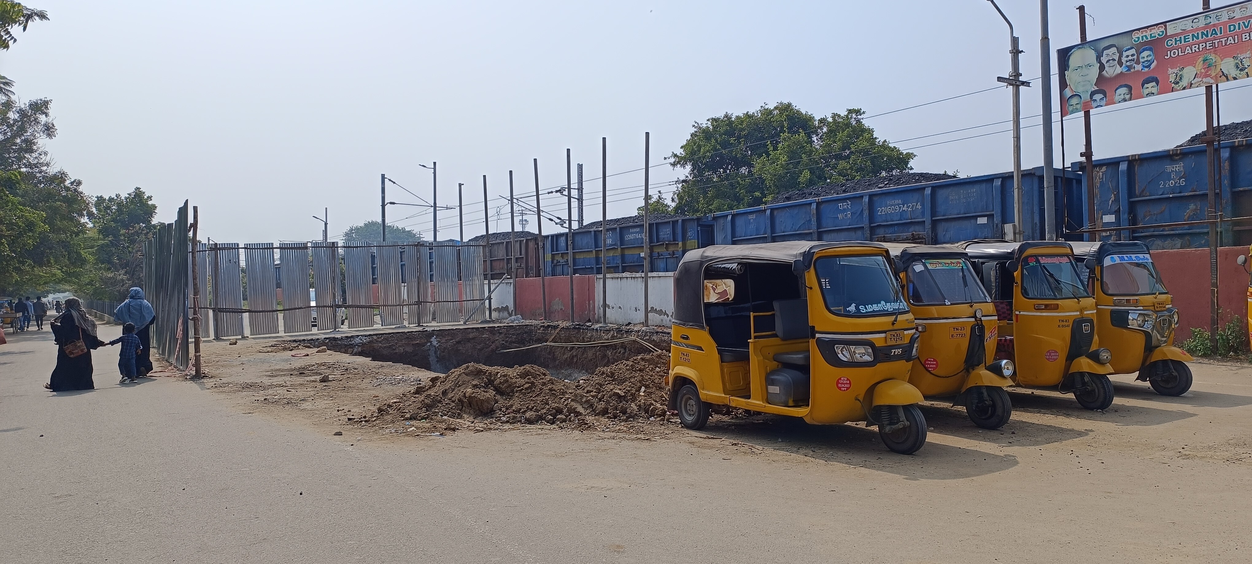 Jolarpettai Railway Station:  ரூ.16 கோடியில் நவீனமயமாகும் ஜோலார்பேட்டை ரயில் நிலையம்; பணிகள் தீவிரம், பயணிகள் மகிழ்ச்சி!