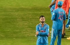 Virat Kohli : विराट कोहली दक्षिण आफ्रिका दौऱ्यातून मायदेशी परतला