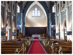 क्रिसमस पर जरूर जाएं दिल्ली के इन चर्चों में, यहां का नजारा होता है शानदार