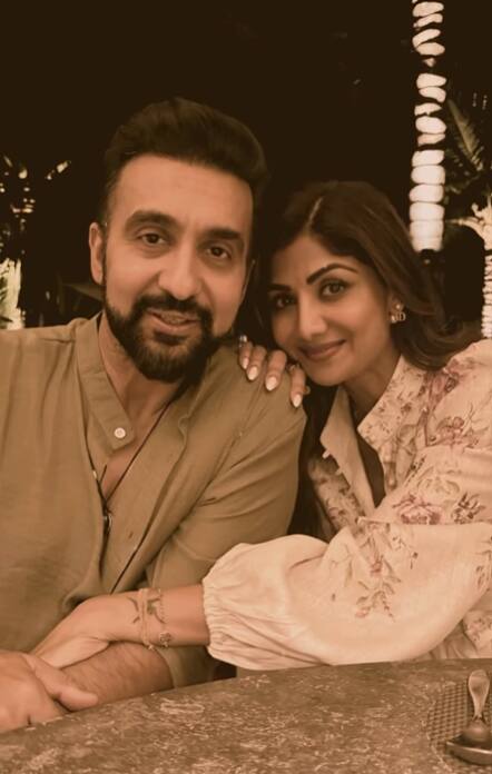 इसके अलावा कुंद्रा अपनी पत्नी शिल्पा शेट्टी के साथ एक आईपीएल टीम राजस्थान रॉयल्स के भी मालिक हैं. इसके अलावा वो ग्रुपको डेवलपर्स और टीएमटी ग्लोबल जैसे वेंचर्स के भी मालिक हैं.