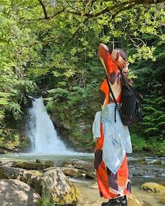 Srinidhi Shetty Photos: స్విట్జర్లాండ్‌లో ఫుల్ జోష్ లో శ్రీనిధి