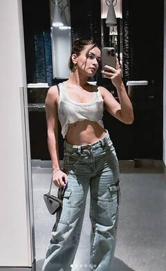 Avneet Kaur: ਅਵਨੀਤ ਕੌਰ ਨੇ ਕ੍ਰੌਪਡ ਟੌਪ 'ਚ ਫਲਾਂਟ ਕੀਤਾ ਆਪਣਾ ਟੈਟੂ, ਦੇਖਦੇ ਹੀ ਪ੍ਰਸ਼ੰਸਕਾਂ ਦੇ ਦਿਲਾਂ 'ਚ ਵੱਜਣ ਲੱਗੀਆਂ ਘੰਟੀਆਂ