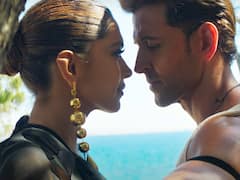 Fighter Song 'Ishq Jaisa Kuch' Out: Hrithik Roshan & Deepika Padukone's Chemistry Lights Up The Screen