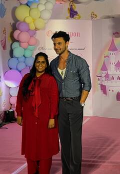 Ayat Sharma Birthday: नातिन के बर्थडे में दोनों पत्नियों के साथ पहुंचे सलमान के पिता, तो बच्चों के साथ ग्लैम लुक में दिखीं सनी लियोनी, देखें तस्वीरें