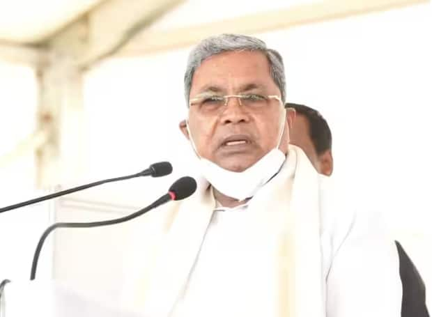 cm-siddaramaiah-on-karnatka-revoking-hijab-ban-government-is-considering-canceling-it Hijab Ban in Karnatka : ਕਰਨਾਟਕ ਵਿੱਚ ਹਿਜਾਬ ‘ਤੇ ਪਾਬੰਦੀ ਹਟਾਉਣ ਦੇ ਬਿਆਨ ਤੋਂ ਮੁਕਰੇ ਸਿੱਧਰਮਈਆ ਕਿਹਾ- ‘ਹਾਲੇ ਨਹੀਂ ਕੀਤਾ...’