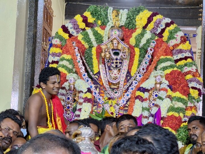 Vaikunta Ekadashi 2023: சேலம் கோட்டை அழகிரிநாதர் கோவில் வைகுண்ட ஏகாதசி சிறப்பு வைபவம்.. பக்தி பரவசத்தில் பக்தர்கள்