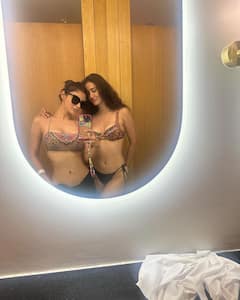 Mouni and Disha Bikini Photos : థాయిలాండ్ ఫోటోలతో ఇన్​స్టాలో హీట్​ పెంచుతున్న మౌనీ రాయ్, దిశా పటానీ