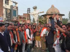 जगदीप सिंह धनखड़ की मिमिक्री के विरोध में सड़कों पर BJP कार्यकर्ता, फूंका गया राहुल गांधी का पुतला