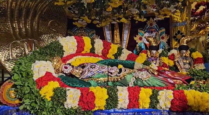 ఆదిశేషునిపై నారాయణుడు