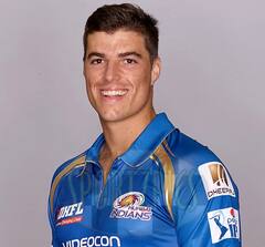 IPL Stat: আইপিএলে নাইটদের হয়েও খেলেছেন, কিন্তু মুম্বই ইন্ডিয়ান্সের হয়ে ট্রফি জিতেছেন এই পাঁচ তারকা