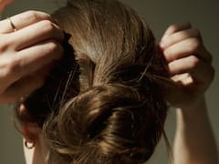 Hair Care : केसांचा कोरडेपणा दूर करायचा आहे ? हे करा