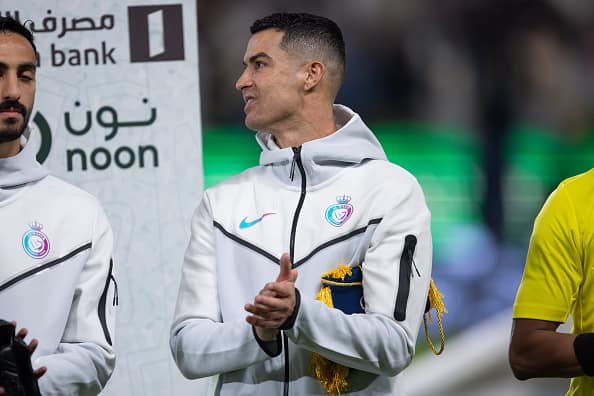 During the 43rd minute of the game, Ronaldo's dynamic run along the left flank attracted the attention of two defenders, opening up space for Alex Telles to receive the pass and unleash a spectacular low shot into the bottom corner of the net.