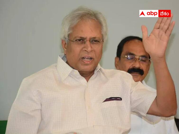 Undavalli Arun Kumar made key comments on the process of changing MLA candidates in YCP Undavalli Arunkumar  : ఎమ్మెల్యేల కంటే వాలంటీర్లకే ఎక్కువ అధికారం - జగన్  తీరుపై ఉండవల్లి హాట్ కామెంట్స్