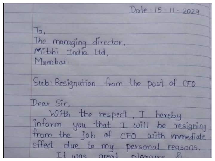 एक कंपनी के बड़े अधिकारी के हाथों से लिखा गया अनोखा इस्तीफा वायरल, जानें उन्होंने क्या लिखा है? A unique resignation letter written by a senior official of a company went viral एक कंपनी के बड़े अधिकारी के हाथों से लिखा गया अनोखा इस्तीफा वायरल, जानें उन्होंने क्या लिखा है?