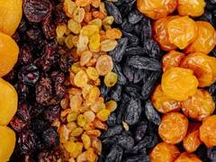 Health Tips: सर्दियों में इन ड्राइफ्रूट्स को फ्राई करके खाएं, कोल्ड-कफ में मिलेगा आराम