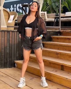 Kate Sharma PHOTO: ઢળતા સુરજની સામે કેટ શર્માએ આપ્યા ગ્લેમરસ પોઝ