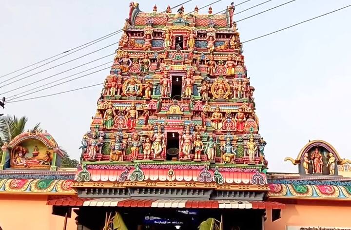 மயிலாடுதுறை கோழிகுத்தி வானமுட்டி பெருமாள் கோயிலின் கோபுரம்