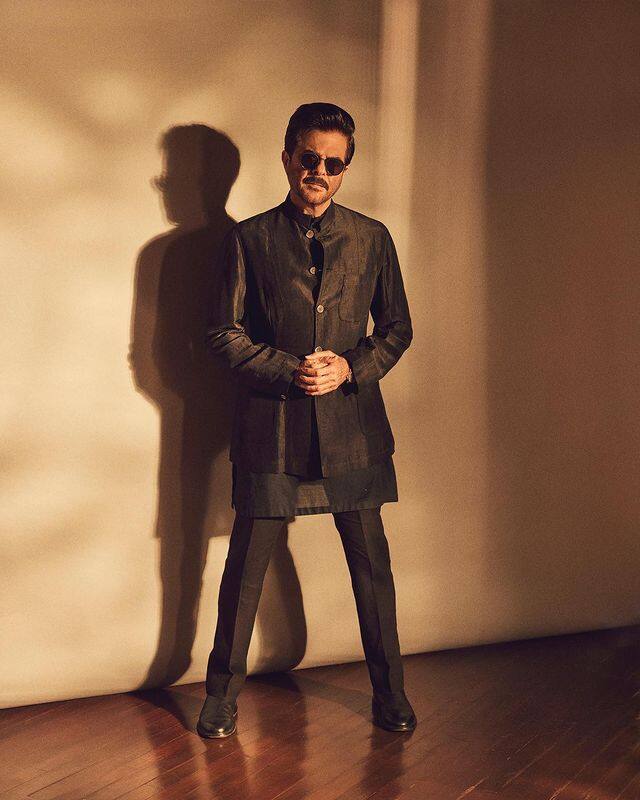 एक वक्त था जब अनिल कपूर और उनकी फैमिली के पास रहने के लिए खुद का घर भी नहीं था. ई टाइम्स में छपी रिपोर्ट के मुताबिक, अनिल कपूर अपनी फैमिली के साथ मुंबई में पृथ्वीराज कपूर के गैराज में रहते थे. ये सिलसिला कई सालों तक चलता रहा. इसके बाद अनिल कपूर अपने परिवार के साथ चॉल में रहने लग गए थे.