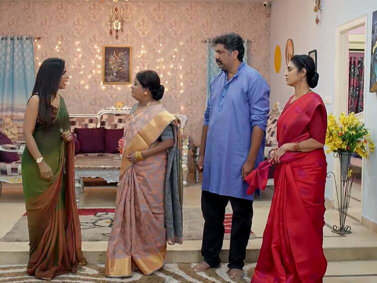 Gruhalakshmi serial today December  23rd episode written update Gruhalakshmi December 23rd Episode: ‘గృహలక్ష్మీ’ సీరియల్‌ : దివ్యకు  పిచ్చి అని కన్ఫమ్ చేసిన డాక్టర్ – లాస్యతో కలిసి హాస్పిటల్ కు వెళ్తానన్న తులసి