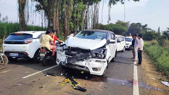 या अपघातामध्ये मंत्री तानाजी सावंत यांना कोणतीही दुखापत झाली नाही.