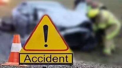 A girl died after being crushed by an over speeding car in Ahmedabad makarba railway crossing Accident:અમદાવાદ ઓવર સ્પીડ વાહને વધુ એકનો લીધો ભોગ, પૂરપાટ ઝડપે આવતી કારે બાળકીને કચડી નાખી