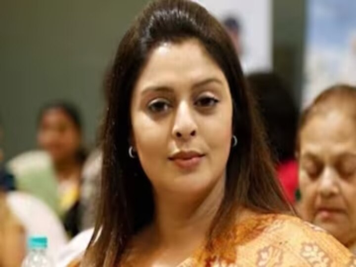 HBD Nagma : 90 கிட்ஸின் ஃபேவரைட்.. நக்மாவுக்கு பிறந்தநாள் வாழ்த்துக்கள்..