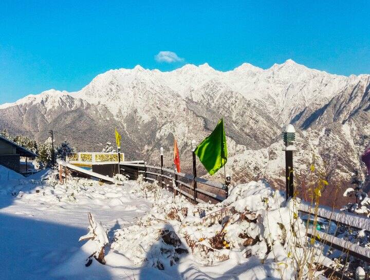 Uttarakhand Weather Today snowfall forecast December cold increases ann Uttarakhand Weather: उत्तराखंड में बर्फबारी के बाद IMD ने अलर्ट किया जारी, जानें- कैसा रहेगा मौसम