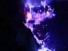 इस देश के ज्वालामुखी से निकलता है नीले रंग का लावा! कारण जानकर चौंक जाएंगे, देखें तस्वीरें