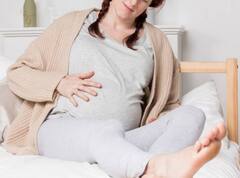 Swelling during pregnancy: ਜੇਕਰ ਪ੍ਰੈਗਨੈਂਸੀ ਦੌਰਾਨ ਪੈਰਾਂ ‘ਚ ਆਉਂਦੀ ਸੋਜ, ਤਾਂ ਅਪਣਾਓ ਇਹ ਤਰੀਕਾ