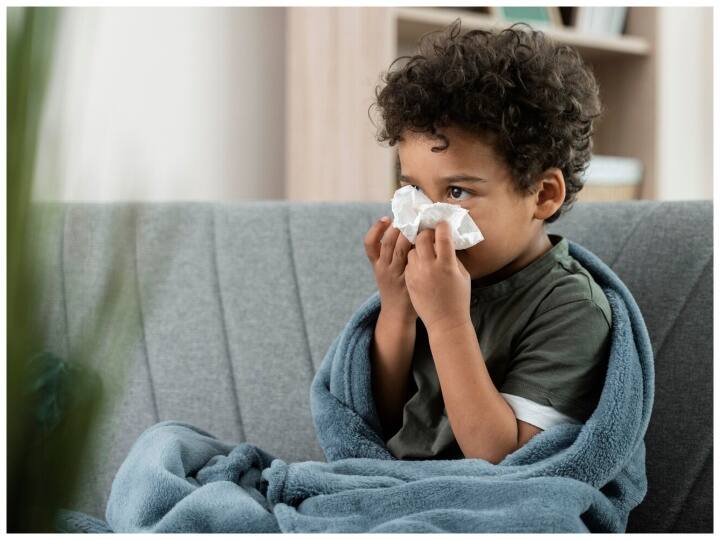 Home Remedies for kids in winter season to save them from cold and cough dadi maa ke nushke winter special सर्दियों में बच्चों को ठंड से बचाने के लिए करें ये घरेलू उपाय, पूरी सर्दी बचे रहेंगे जुकाम-खांसी से