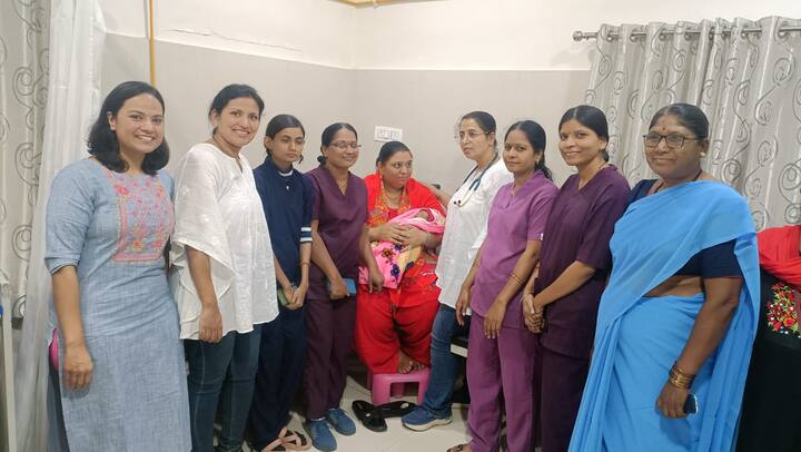 दरम्यान, शहरातील बाबा पेट्रोलपंप परिसरातील असलेल्या एका खाजगी रुग्णालयात तब्बल 160 किलो वजनाच्या महिलेची प्रसुती सुखरूप पार पडली.