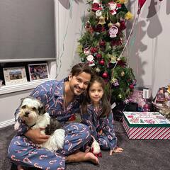 Christmas 2023: बेटी इनाया और पति कुणाल संग क्रिसमस सेलिब्रेशन करती दिखीं सोहा अली खान, ट्विनिंग आउटफिट में शेयर की तस्वीरें