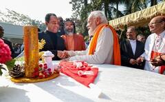 PM Modi celebrates Christmas :  'ख्रिश्चन समुदायाशी माझे जुने नाते'; PM मोदींनी असा साजरा केला ख्रिसमस, पाहा फोटो