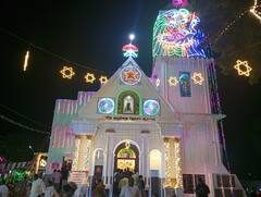 Christmas Celebration 2023 : தேவாலயங்களில் களைகட்டிய கிறிஸ்துமஸ் கொண்டாட்டம்!