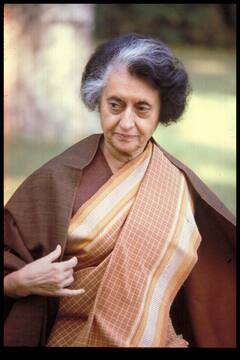 Indira Gandhi Arrest: 7 दिनों बाद तिहाड़ से रिहा हुई थीं इंदिरा गांधी, तस्वीरों में देखें आखिर क्यों पूर्व प्रधानमंत्री को जाना पड़ा जेल