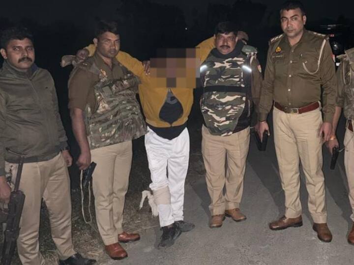 Kushinagar News: कुशीनगर पुलिस और बदमाशों के बीच मुठभेड़, एनकाउंटर के बाद पांच आरोपी गिरफ्तार kushinagar police arrested five accused in Enounter robbery murder and cyber fraud ann Kushinagar News: कुशीनगर पुलिस और बदमाशों के बीच मुठभेड़, एनकाउंटर के बाद पांच आरोपी गिरफ्तार