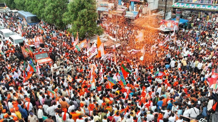 মঙ্গলবার সকাল ১০.৩০: মহাত্মা গাঁধী রোডে একটি গুরুদ্বারে যাবেন অমিত শাহ।