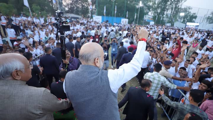 শাহর লক্ষ্য়, আগামী লোকসভা নির্বাচনে দলের রণকৌশল চূড়ান্ত করা । রাজ্যের ৪২টি আসনেই কীভাবে দল লড়বে তা ঠিক করা।