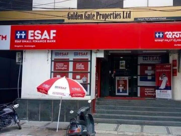 AU स्मॉल फाइनेंस बैंक बचत खातों पर 3.5 प्रतिशत से लेकर 7.25 प्रतिशत की ब्याज राशि ऑफर कर रही है. बैंक की ओर से सबसे अधिक 7.25 प्रतिशत की ब्याज एक करोड़ से लेकर 5 करोड़ के मिनीमस बैलेंस पर दी जा रही है. यह इंटरस्ट रेट11 सितंबर, 2023 से लागू हैं.