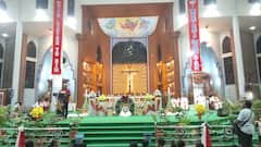 Christmas Celebration 2023 : தேவாலயங்களில் களைகட்டிய கிறிஸ்துமஸ் கொண்டாட்டம்!