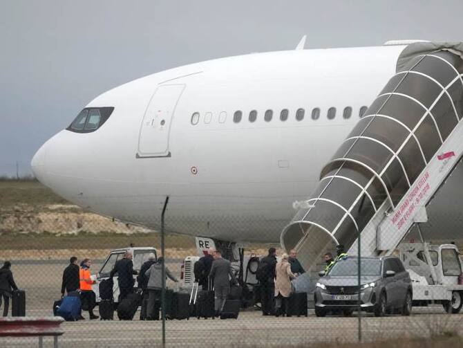 France Flight Takes Off