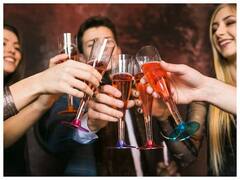 જો તમે પાર્ટીમાં હેંગઓવરથી ડરતા હોવ તો આ 4 લાઇટ કોકટેલ ટ્રાય કરો