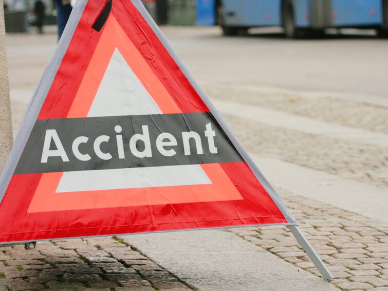 Road accidents in Telangana due to fog six people died in various accidents Road Accident News: పొగమంచు కారణంగా తెలంగాణలో రోడ్డు ప్రమాదాలు- వివిధ ప్రమాదాల్లో ఆరుగురు మృతి