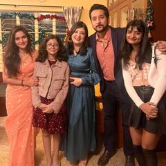 Parambrata and Piya: জীবনের 'বড়দিন'! তারকাদের মেলায় সেজে উঠল পরম-পিয়ার রিসেপশন