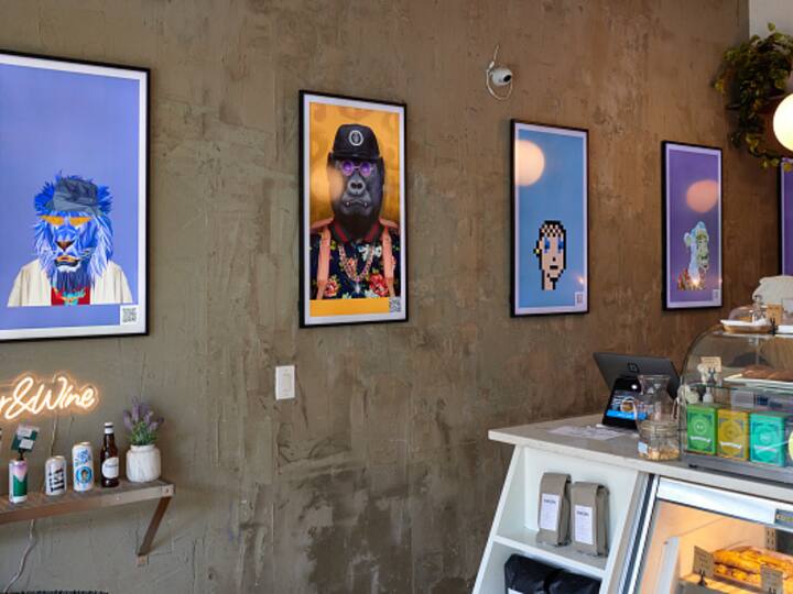 If you want to create a few NFTs and earn some millions then Hotpot AI is the tool for you. It is a cloud-based NFT creation tool that allows users to create, customize and share their own NFTs. The solution provides all the needed tools that users will ask for to get started in creating their own unique NFTs, including design templates, image filters and effects, fonts, backgrounds and more. (Image Source: Getty)