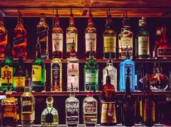 Liquor Rules: ਘਰ 'ਚ ਰੱਖ ਸਕਦੇ ਸਿਰਫ ਇੰਨੇ ਰੁਪਏ ਦੀ ਸ਼ਰਾਬ, ਇਸ ਤੋਂ ਵੱਧ ਗੈਰਕਾਨੂੰਨੀ