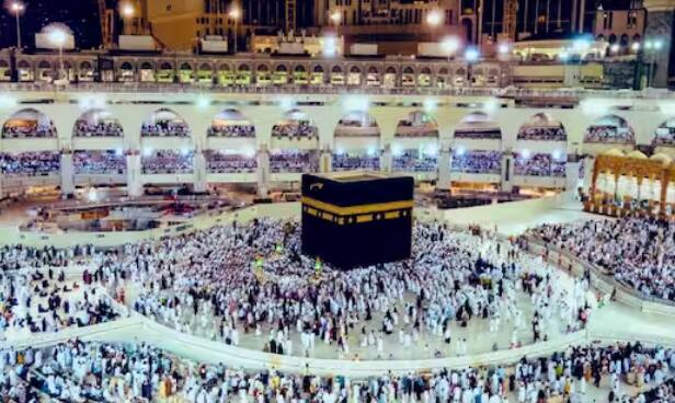 ਸਾਊਦੀ ਸਰਕਾਰ ਦੇ ਸੈਂਟਰ ਫਾਰ ਇੰਟਰਨੈਸ਼ਨਲ ਕਮਿਊਨੀਕੇਸ਼ਨ (ਸੀਆਈਸੀ) ਨੇ ਹੱਜ ਅਰਜ਼ੀ ਲਈ hajj.nusuk.sa ਵੈੱਬਸਾਈਟ 'ਤੇ ਜਾਣ ਦੀ ਸਲਾਹ ਦਿੱਤੀ ਹੈ।